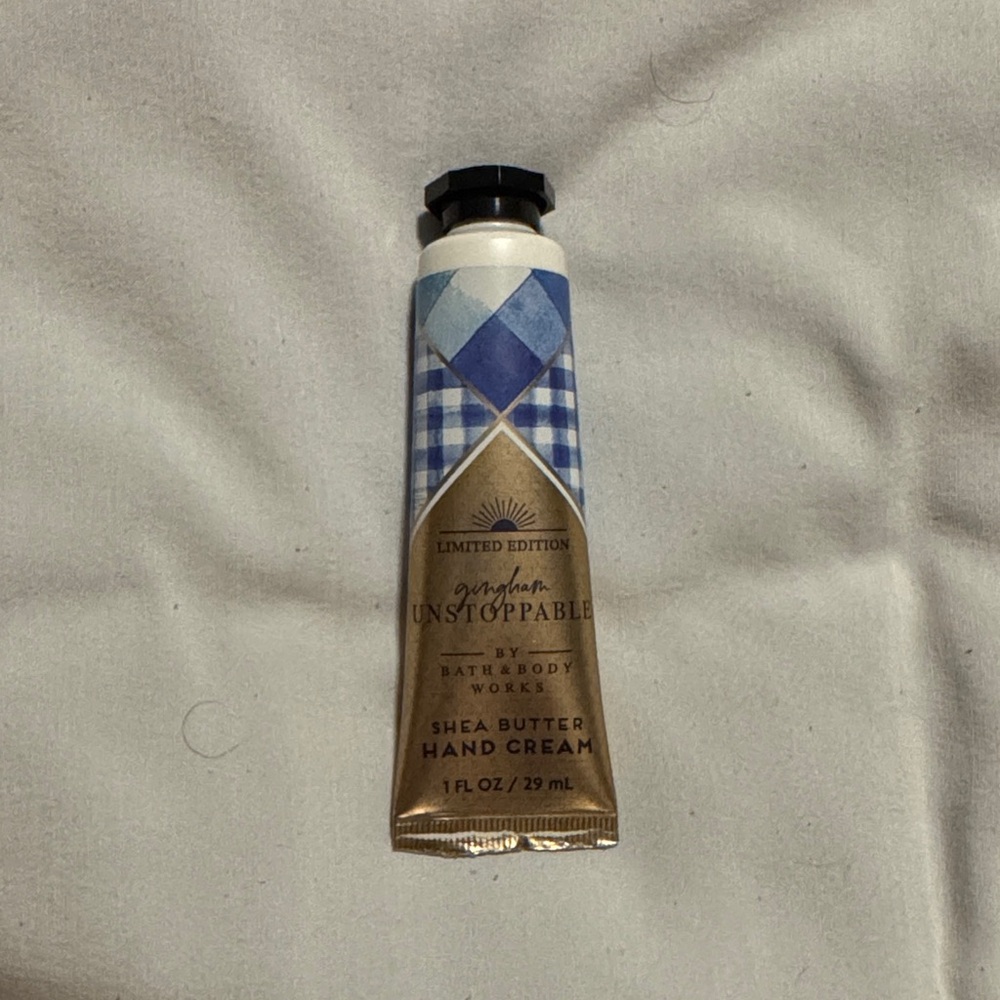 Bath & Body Works Blue and Gold Hand Cream